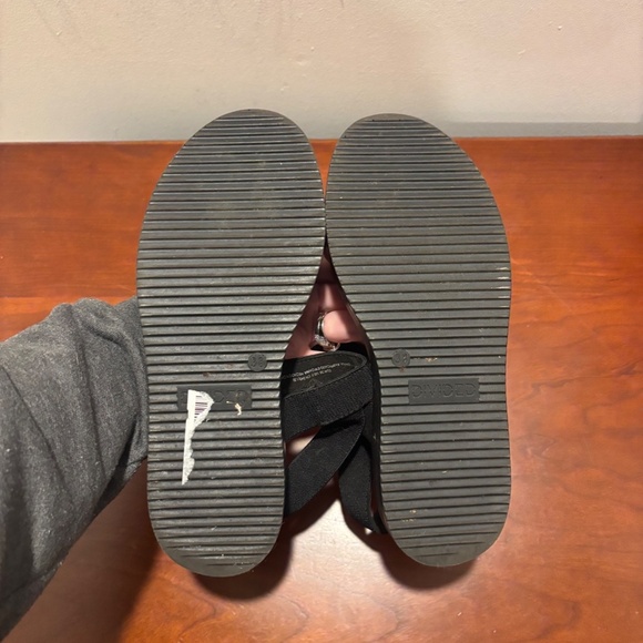 H&M Divided Platform Sandals in Black Size 38/7 - Picture 7 of 8